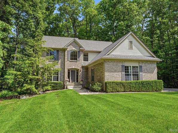 2790 Pine Bluffs Ct