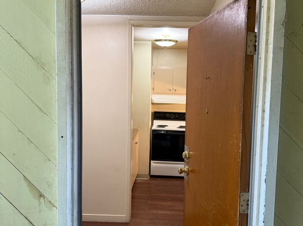 110 Russell Blvd #9