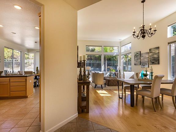 5th image of 5915 Pistoia Way