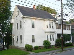 24 Pleasant St APT 2, Wakefield, MA 01880