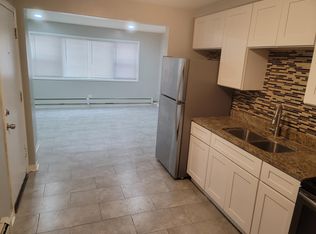 3500 Warren Ave APT 2, Bellwood, IL 60104