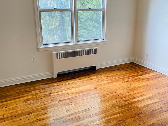 2nd image of 305 Broadway #17C