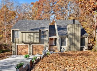 8011 Tiburon Cir, Charlotte, NC 28215