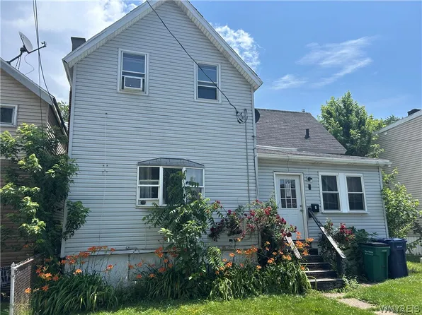 54 South St, Buffalo, NY 14204