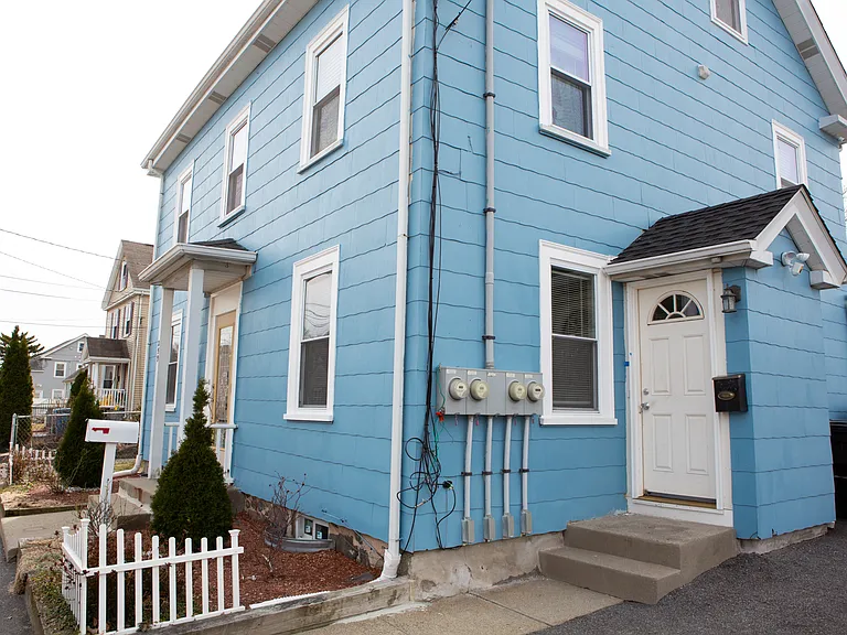 259 Calvary St #1 — Photo 8