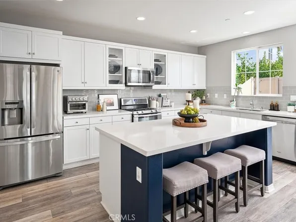 22038 Windham Way, Santa Clarita, CA 91350