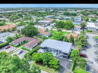 559 NE 44th St APT 4, Boca Raton, FL 33431