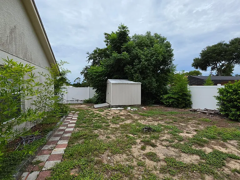 10051 Dorset Dr — Photo 33