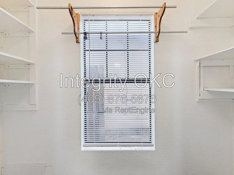 413 Manner Park Ave — Photo 13