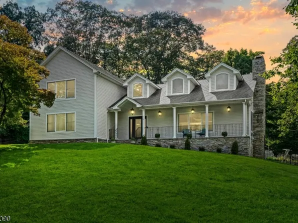 75 Evergreen Dr, North Caldwell Boro, NJ 07006
