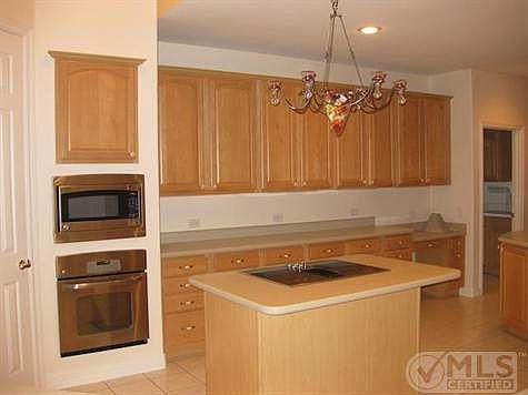 5th image of 1000 Pine Meadow Ct