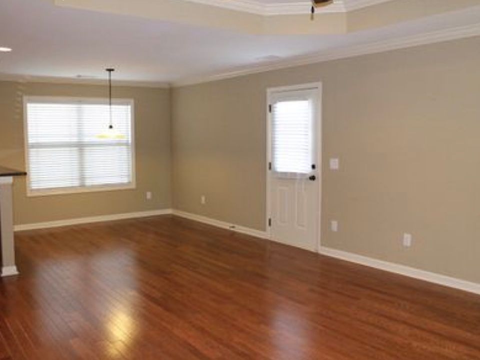 1st image of 2451 Waterstone Cir
