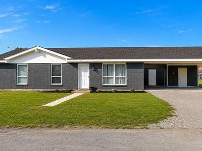 316 N Main St, Henrietta, TX, 76365