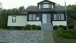 Large yard w/additional 5+ acres