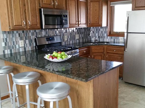 5th image of 750 Amberwood Dr SW