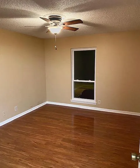 515 Basswood Ave #43 — Photo 5