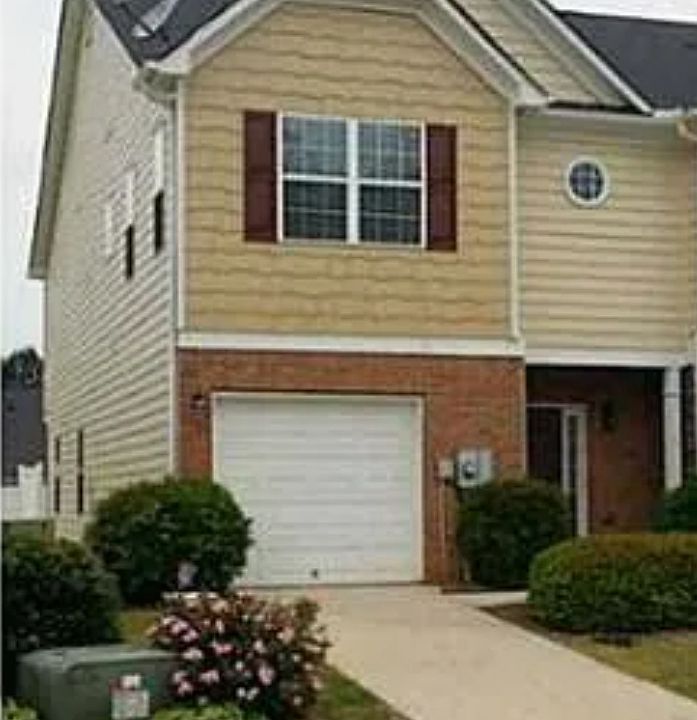 1st image of 2141 Burns View Ln