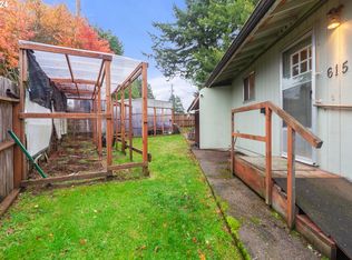 613 Crestview Dr, Reedsport, OR 97467