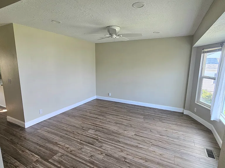 8368 S Rams Horn Dr — Photo 3