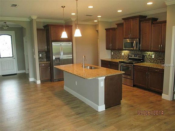 4th image of 9716 Royal Vista Ave