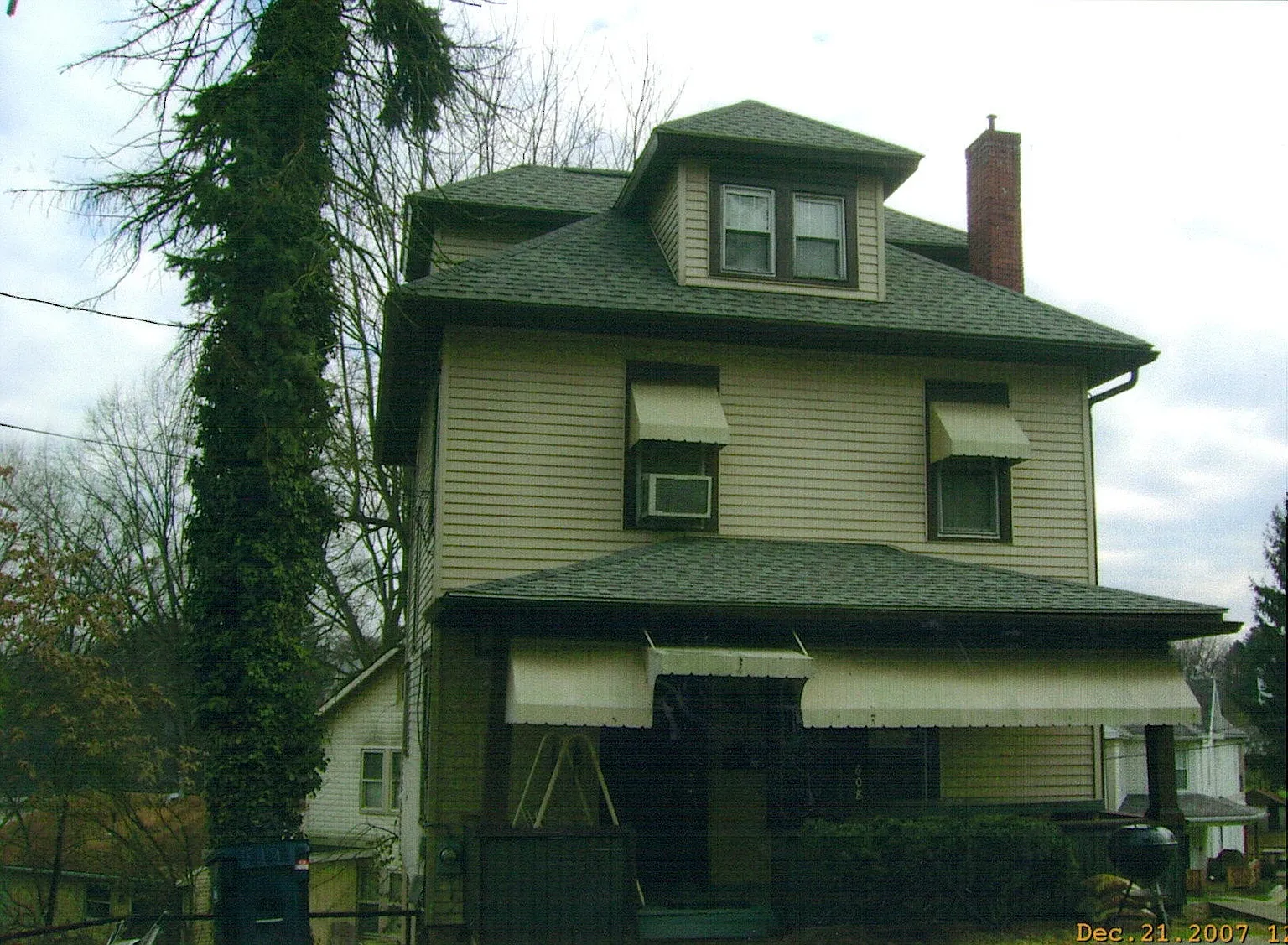 608 Jones Ave photo 1