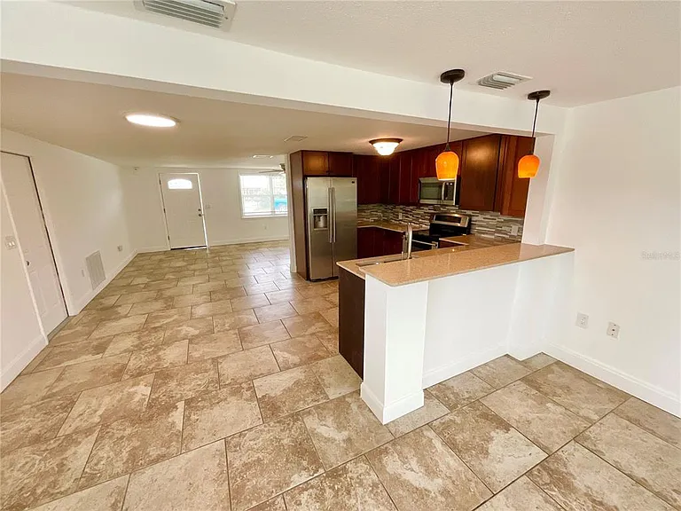 4233 Belle Isle Ct — Photo 3