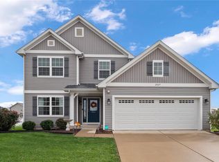 2027 Woodsong Way Ln, Belleville, IL 62220