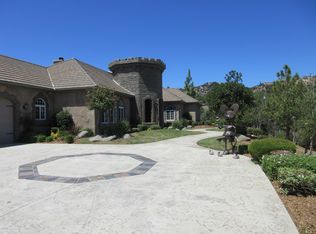 30464 Sagewood Rd, Vista, CA 92084