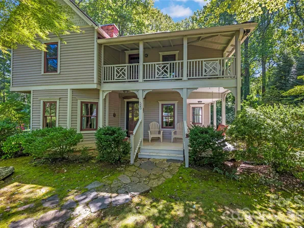 520 Esseola Cres, Saluda, NC 28773