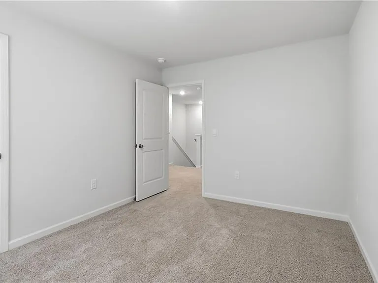48 Berryville Dr — Photo 19