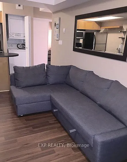 46 E Liberty St #521 — Photo 4