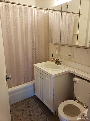 Rented by Oxford Property Group | media 7