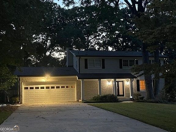 2nd image of 4814 Coldstream Dr