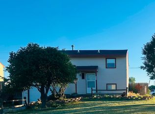 410 Scotty Ln, Holcomb, KS 67851