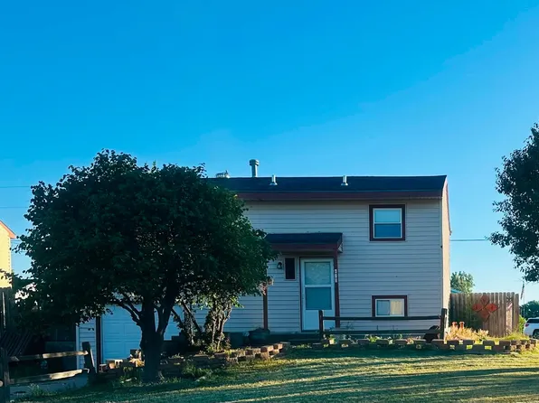 410 Scotty Ln, Holcomb, KS 67851