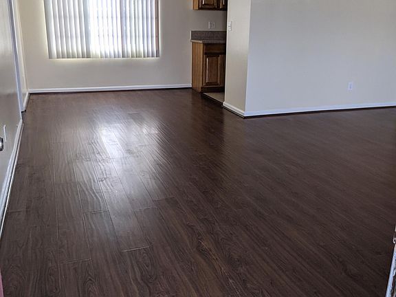 4th image of 1313 Huntington Dr