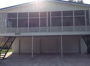 203 3rd St NW APT C, Dayton, IA 50530