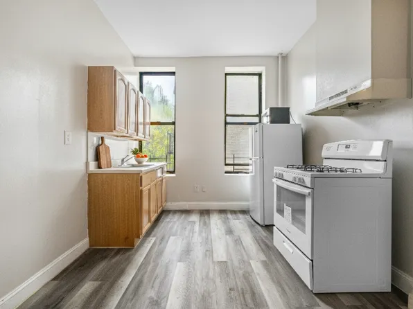 1501 Broadway image 5 of 12