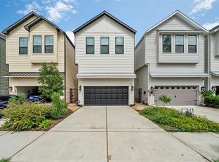 1339 W 22nd St, Houston, TX 77008