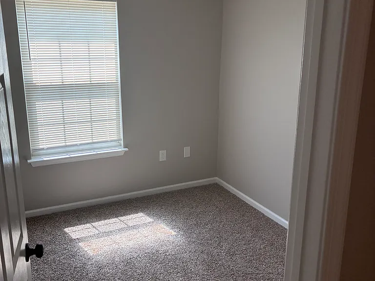 209 Mike Dr — Photo 13