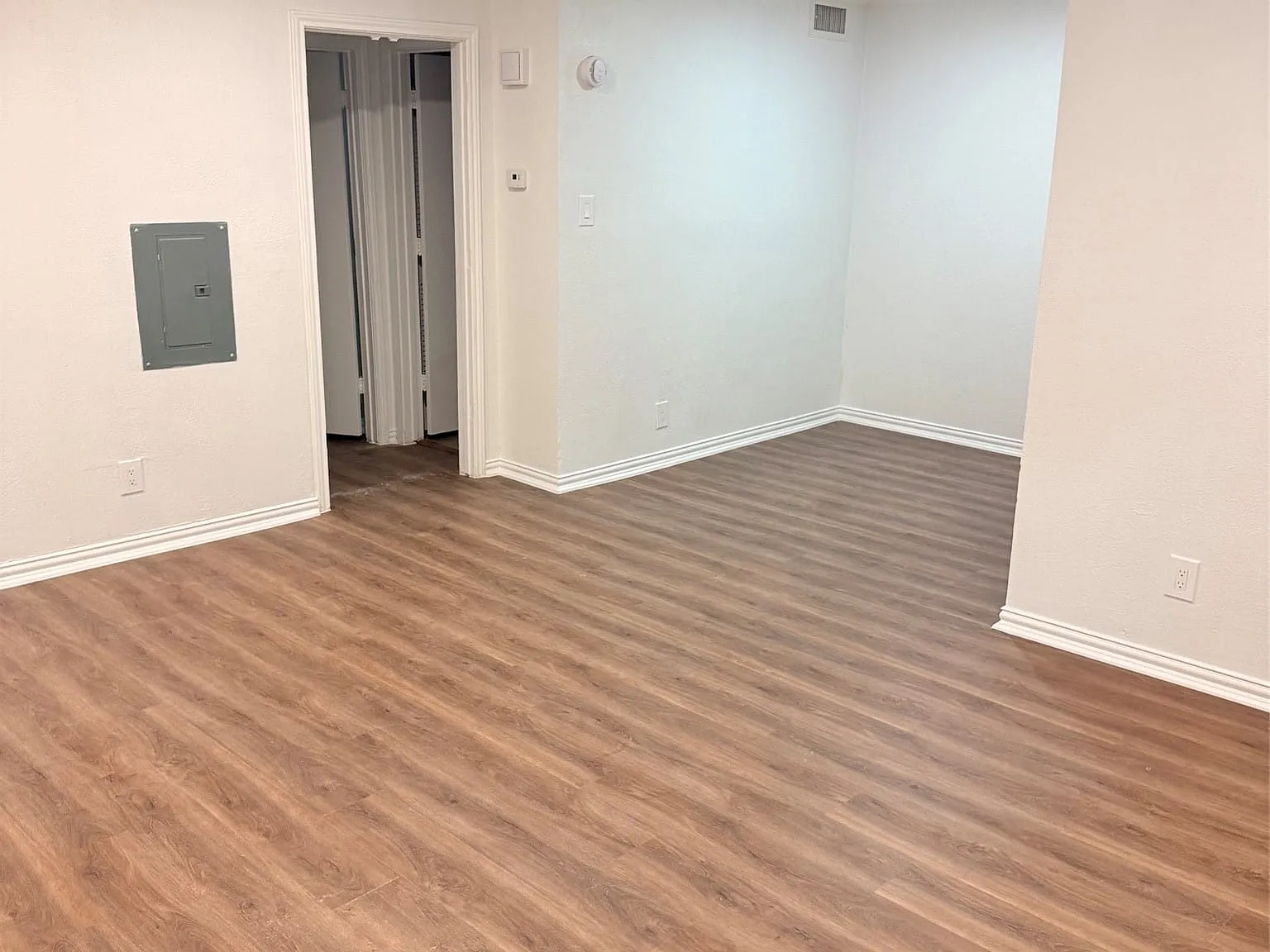 1 bed, 1.0 bath, 632 sqft, $1,345 — Photo 3