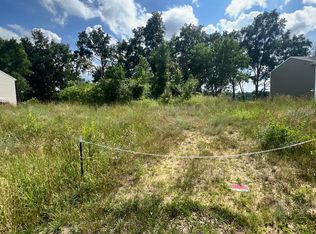 17915 Bluff Dr, Three Rivers, MI 49093