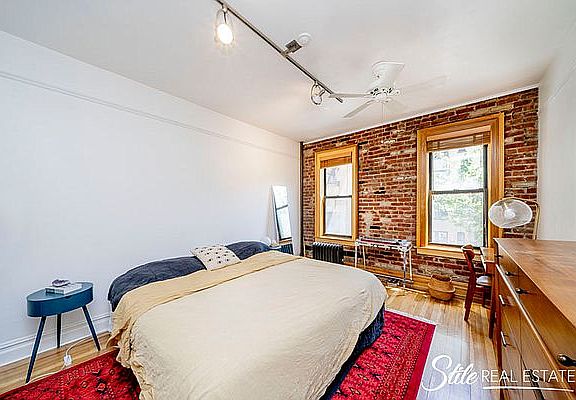 3rd image of 277 Washington Ave APT 2F