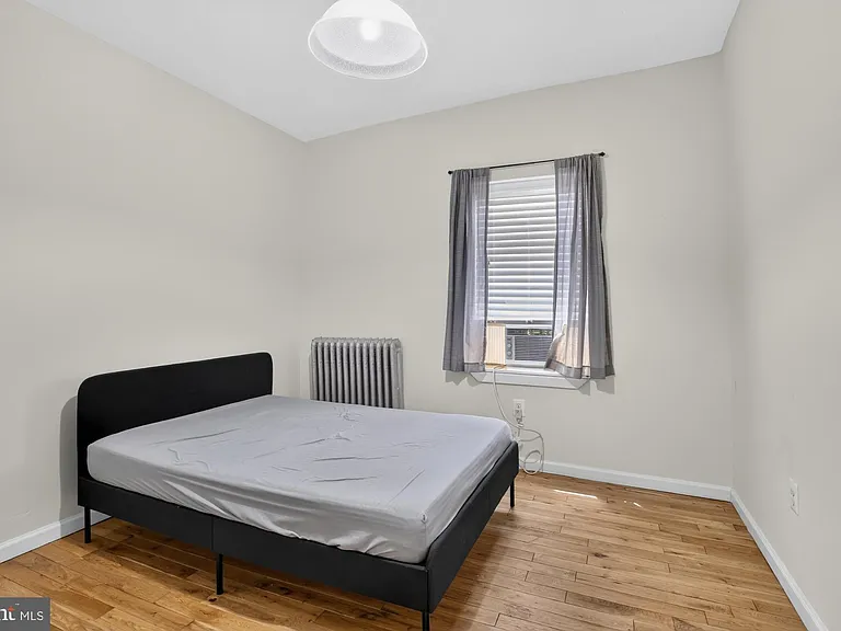 1655 S Bancroft St #2 — Photo 11