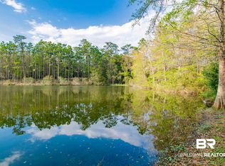 43 Shady Ln, Fairhope, AL 36532