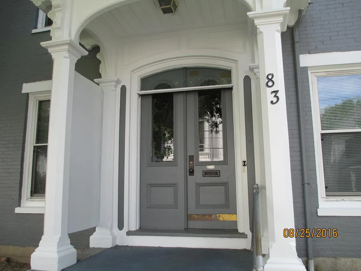 2 bed, 1000 sqft, $1,500 — Photo 1