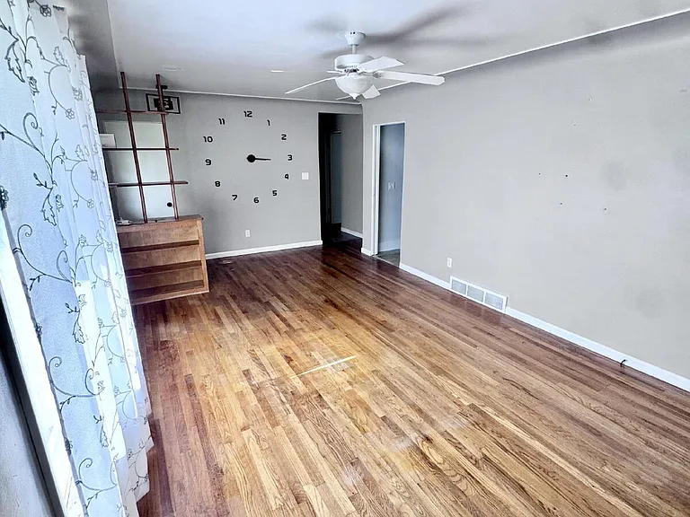 2620 Duane Dr — Photo 3