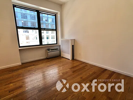 Rented by Oxford Property Group | media 10