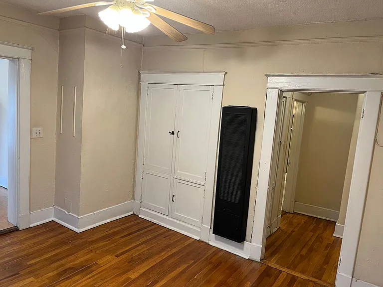240 N McNeil St #3 — Photo 10