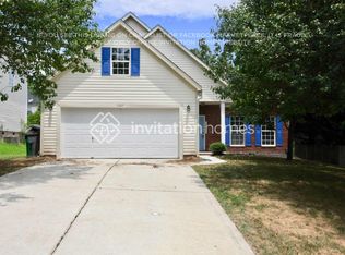 7307 Claiborne Woods Rd, Charlotte, NC 28216